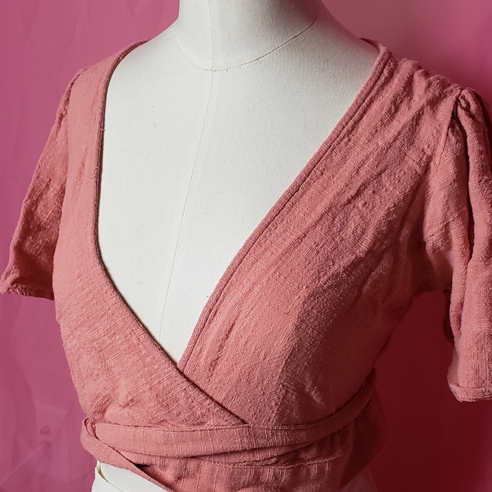💕Blush Linen Wrap top💕